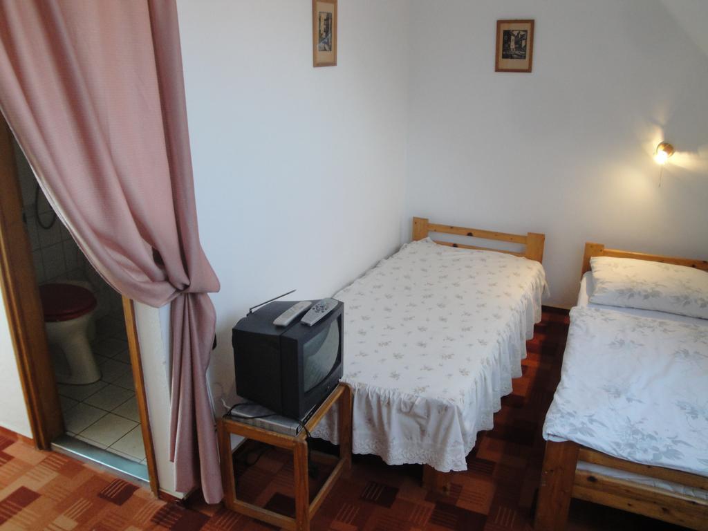 Guest House Ringhofer Vendeghaz شوبرون الغرفة الصورة
